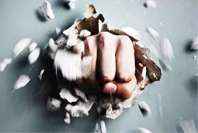 体育直播平台开发真正的自由？选对系统，把“主导权”拿回来！